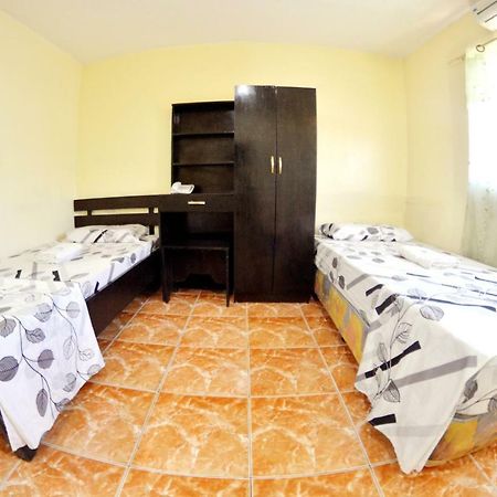 Hotel Honey Hunt House Cebu Stadt Exterior foto