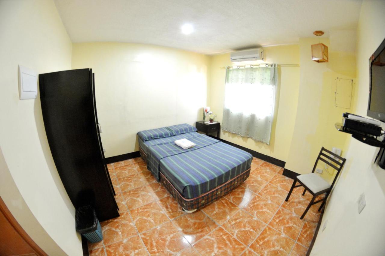 Hotel Honey Hunt House Cebu Stadt Exterior foto