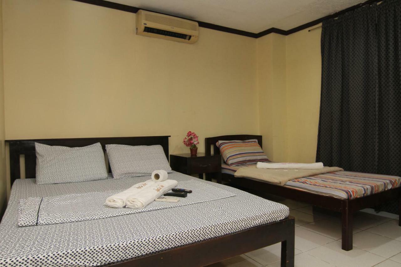 Hotel Honey Hunt House Cebu Stadt Exterior foto